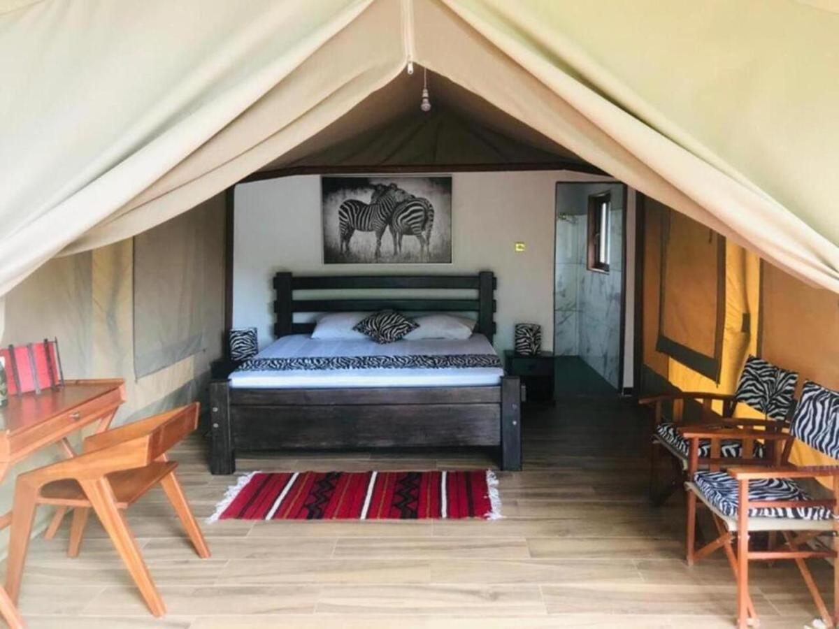 Oldonyo Orok Lodge Kajiado Exterior foto