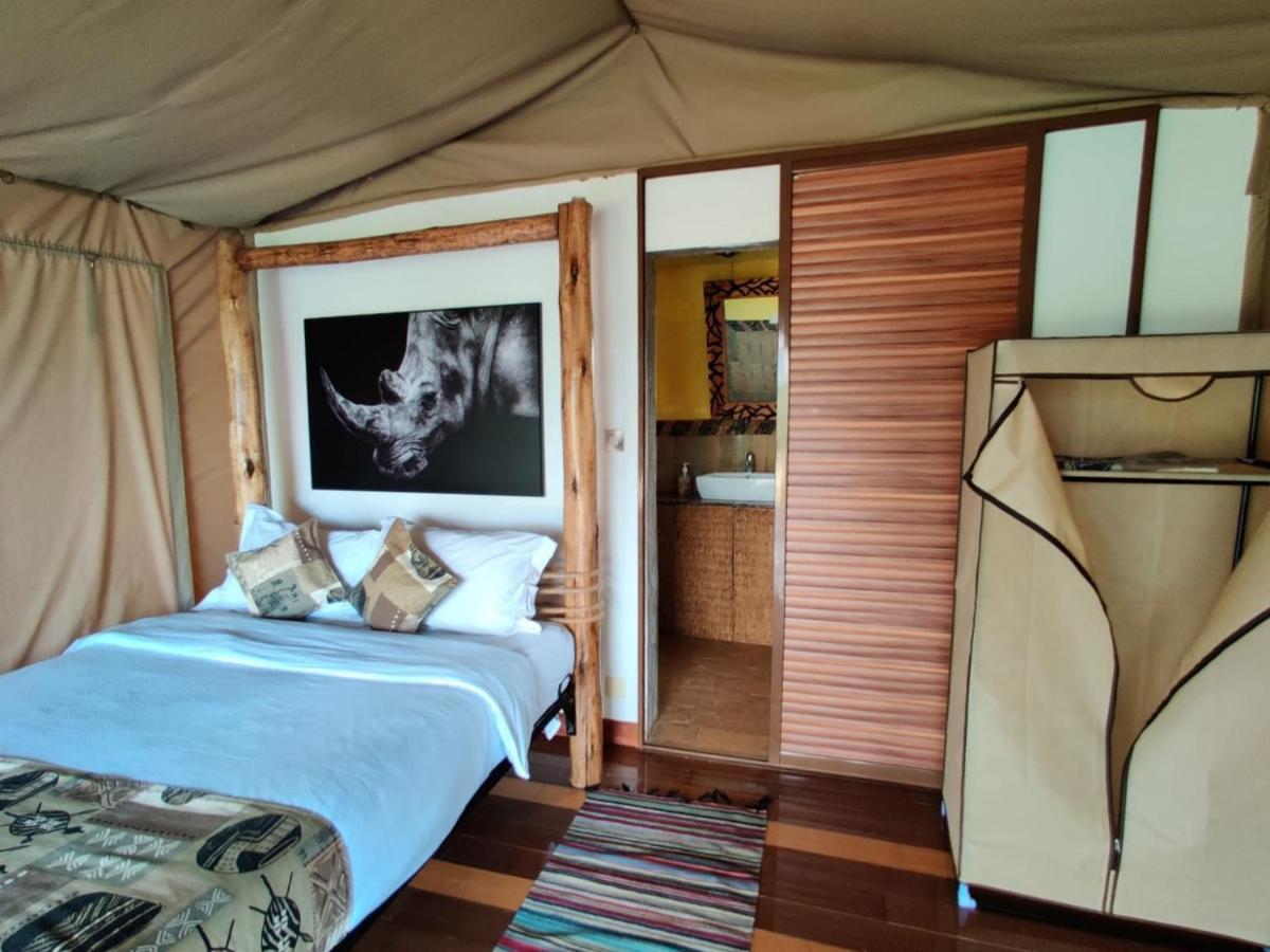 Oldonyo Orok Lodge Kajiado Exterior foto